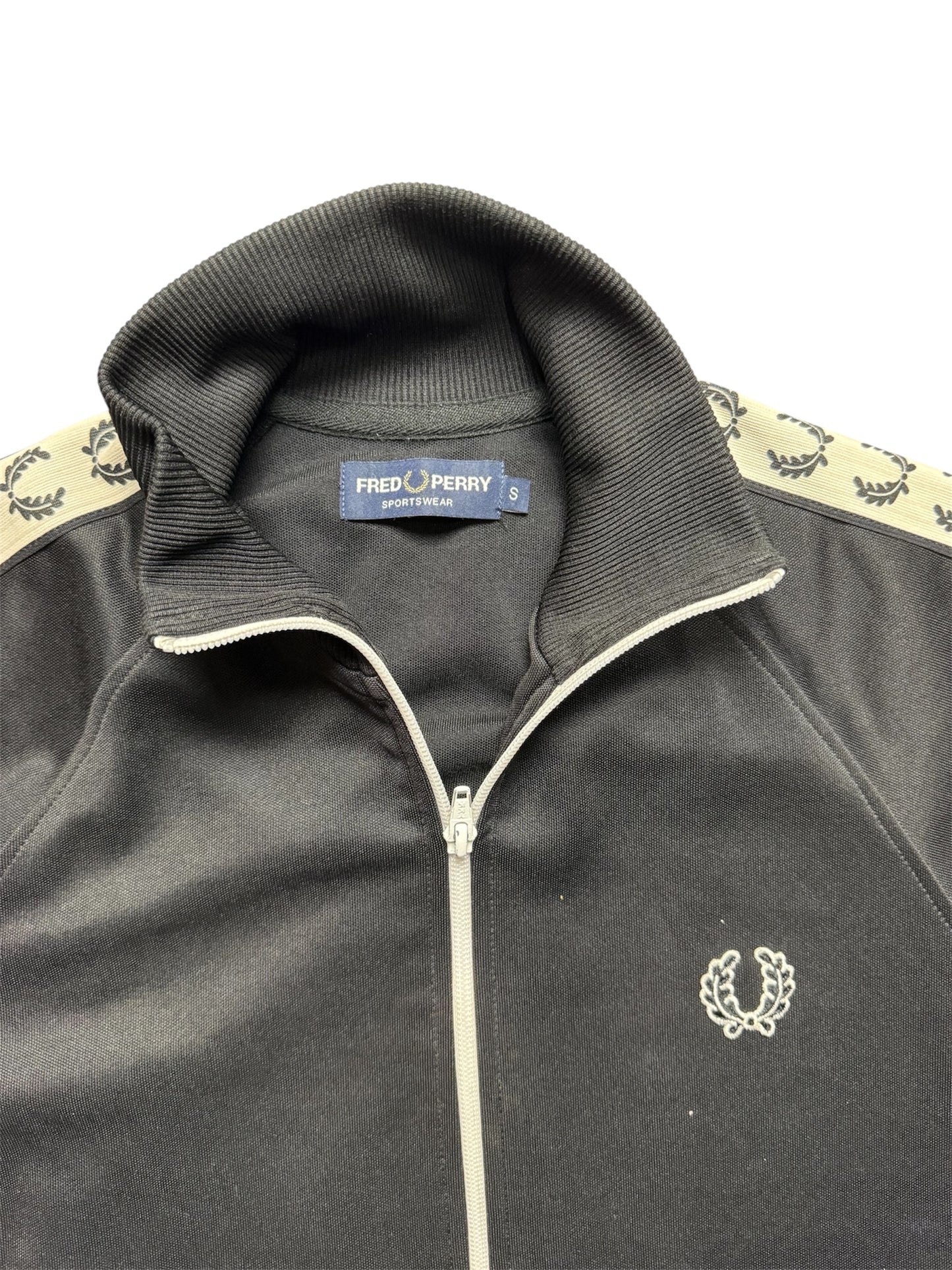 Fred Perry Trackjacket Schwarz | S